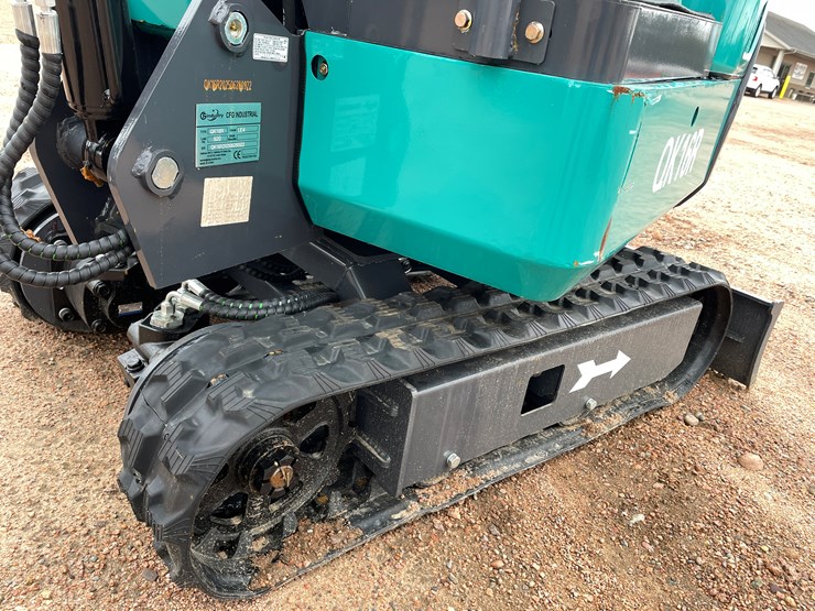 #1798-•-agt-qk16r-mini-excavator-image-13