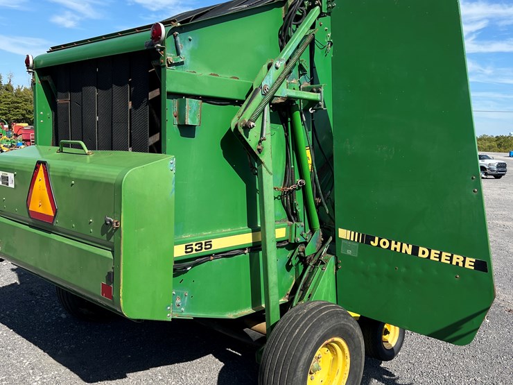 john-deere-535-image-7