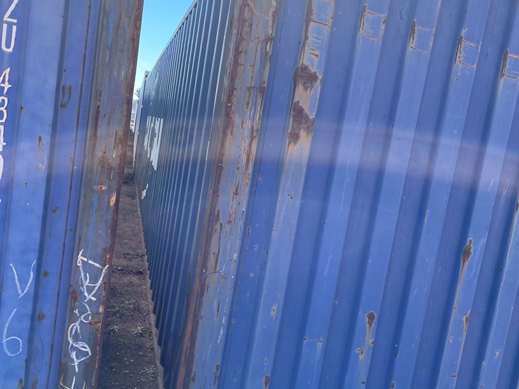 #3329-•-40'-standard-height-shipping-container-image-4