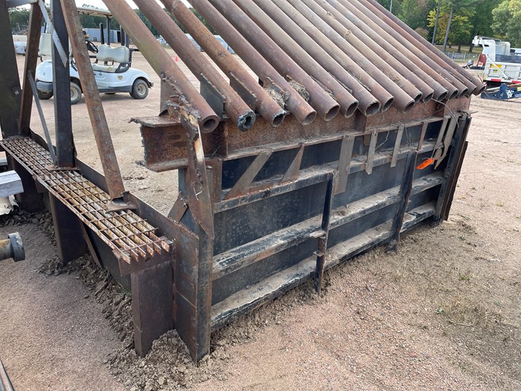 #3198-•-shop-made-box-screener-image-15