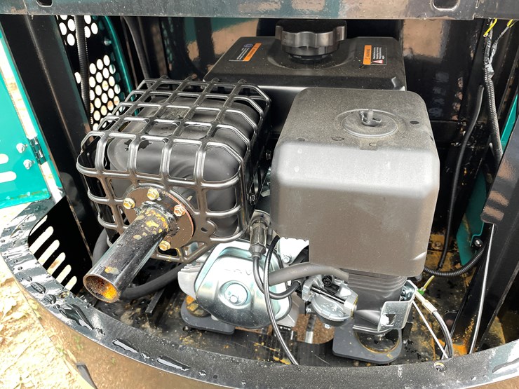 #1787-•-agt-qh12r-mini-excavator-image-19