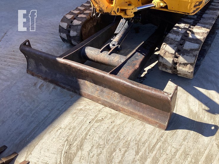 2007-jcb-8040-image-10