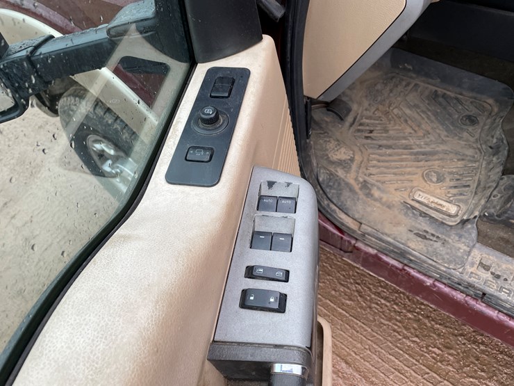 2013-ford-f350-image-24