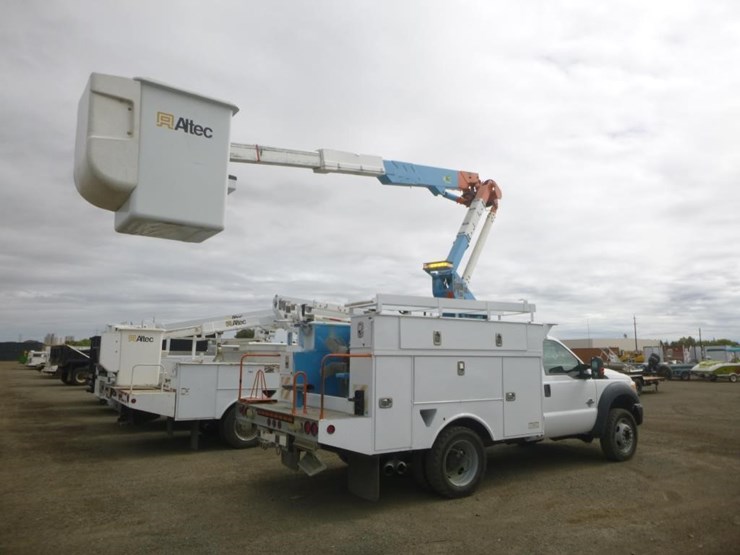 2015-ford-f550-image-8