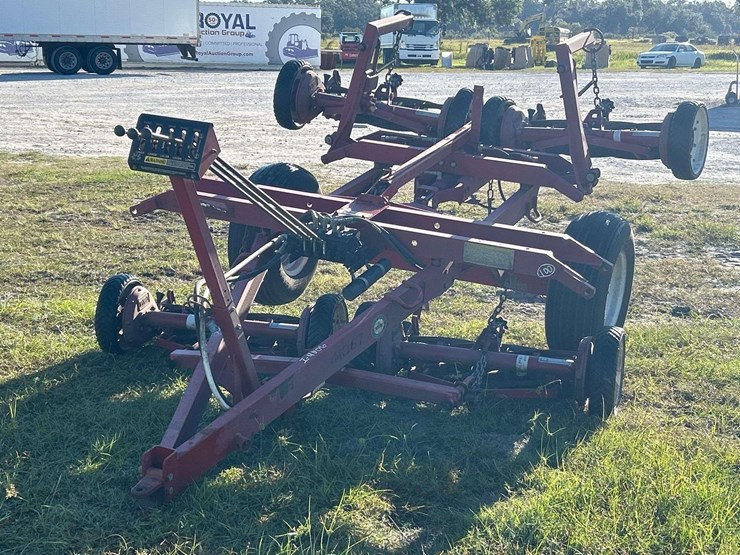 2016-toro-reelmaster-4-gang-mower-attachment-image-1