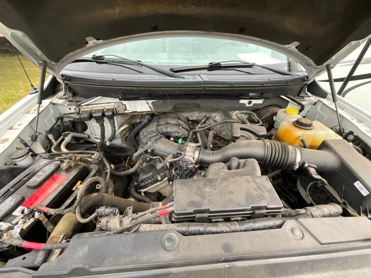 2014-ford-f150-xl-image-19