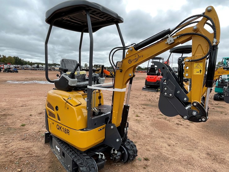 #1799-•-agt-qk18r-mini-excavator-image-42