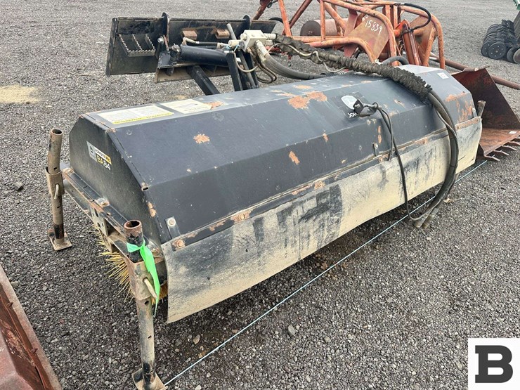 john-deere-worksite-pro-ba84-brush-attachment-image-6