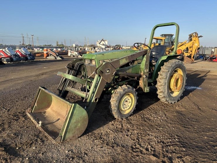 1981-john-deere-750-image-1