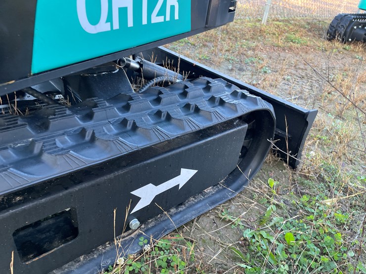 #1694-•-agt-qh12r-mini-excavator-image-16