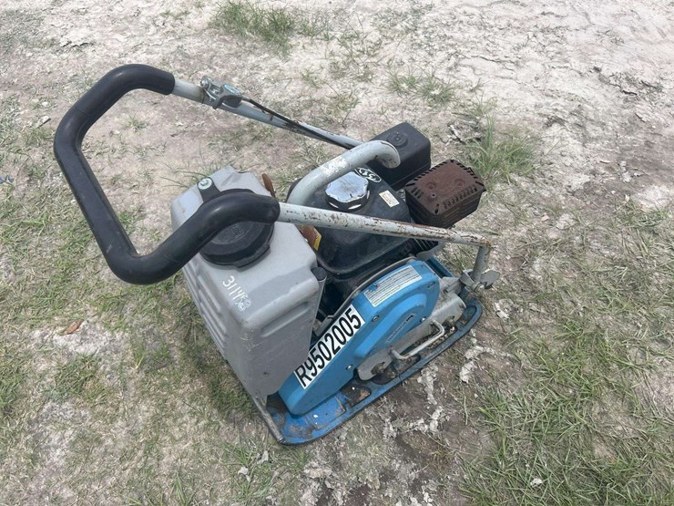 2022-weber-mt-cf2a-plate-compactor-image-3