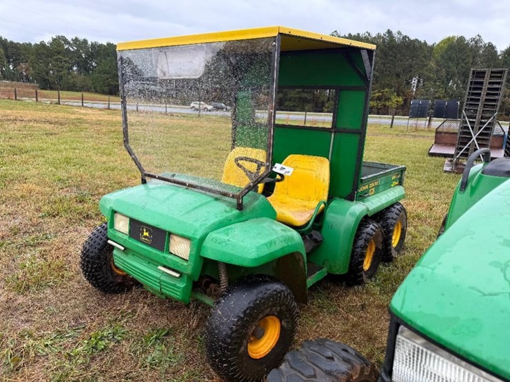 john-deere-gator-image-1