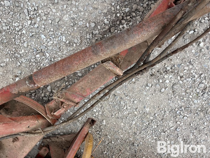 new-holland-469-image-11