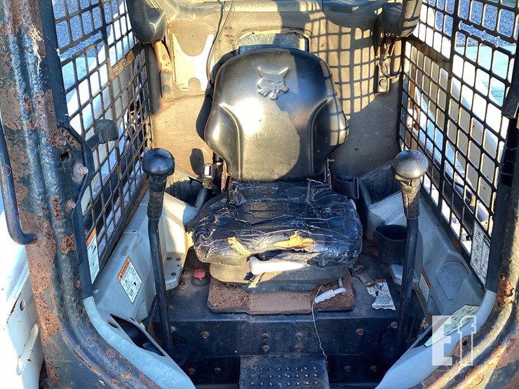 2013-bobcat-t550-image-14