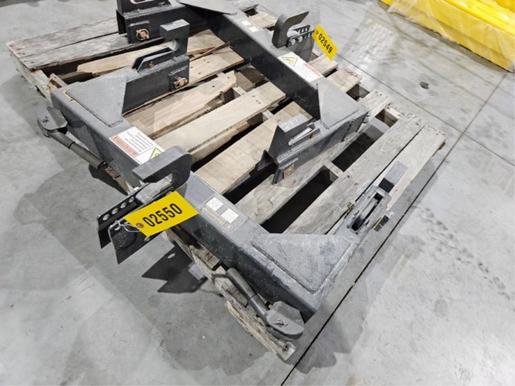 #2550-•-new-wolverine-tr-26-01c-3pt-quick-hitch-image-3