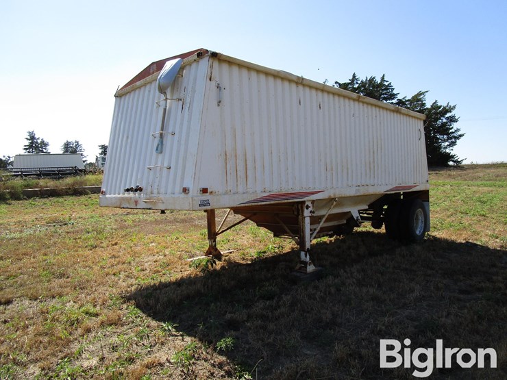 1990-jet-grain-trailer-image-1