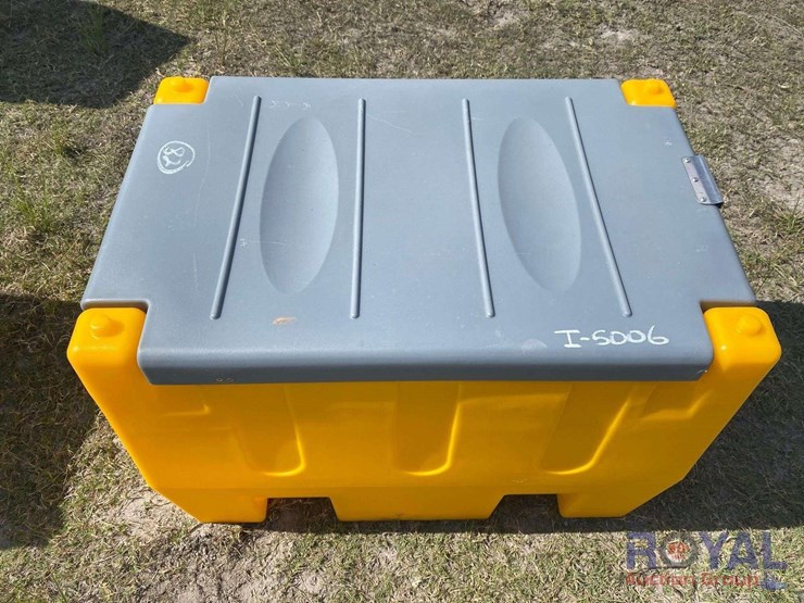 poly-fuel-tank-with-electric-pump-image-1