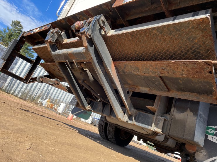 2018-ford-e450-image-19