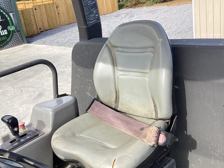 2011-volvo-sd100d-image-11