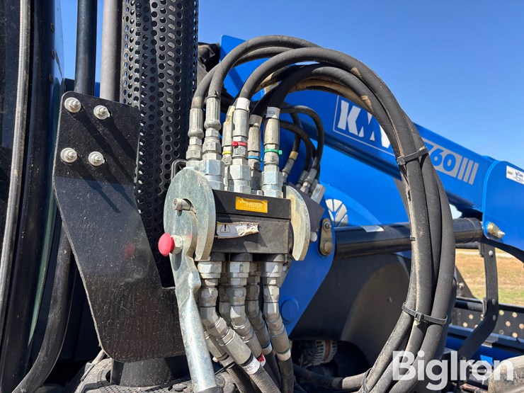 2014-new-holland-t7.210-image-19