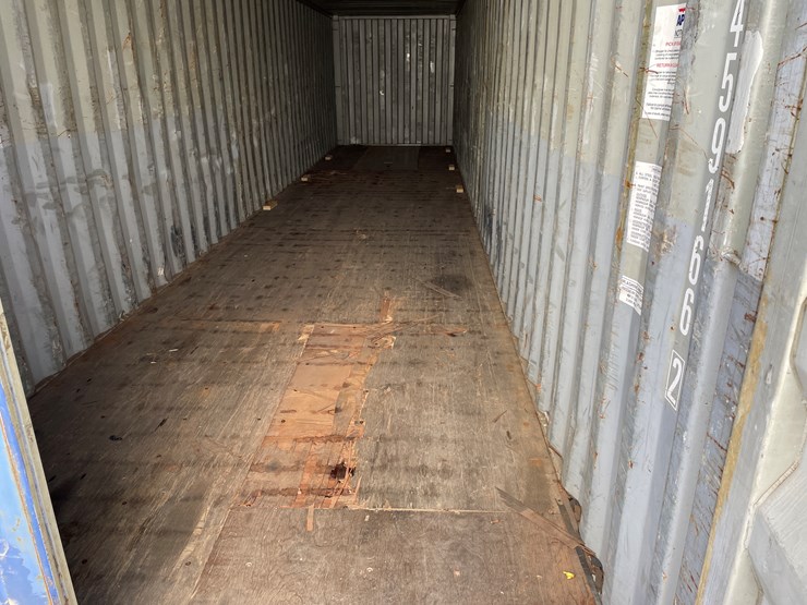 #3327-•-40'-standard-height-shipping-container-image-6