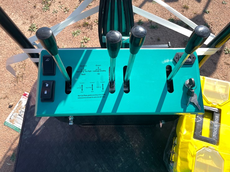 #1699-•-agt-mh12rx-mini-excavator-image-19