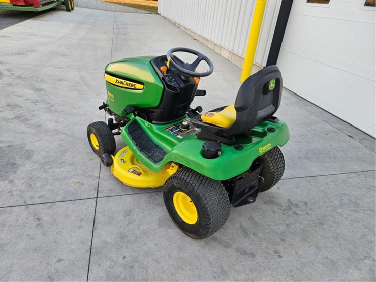 john-deere-x300-image-3