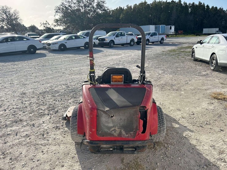 2016-toro-groundsmaster-7200-image-16