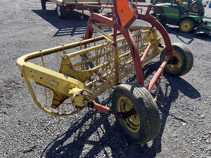 new-holland-256-image-5