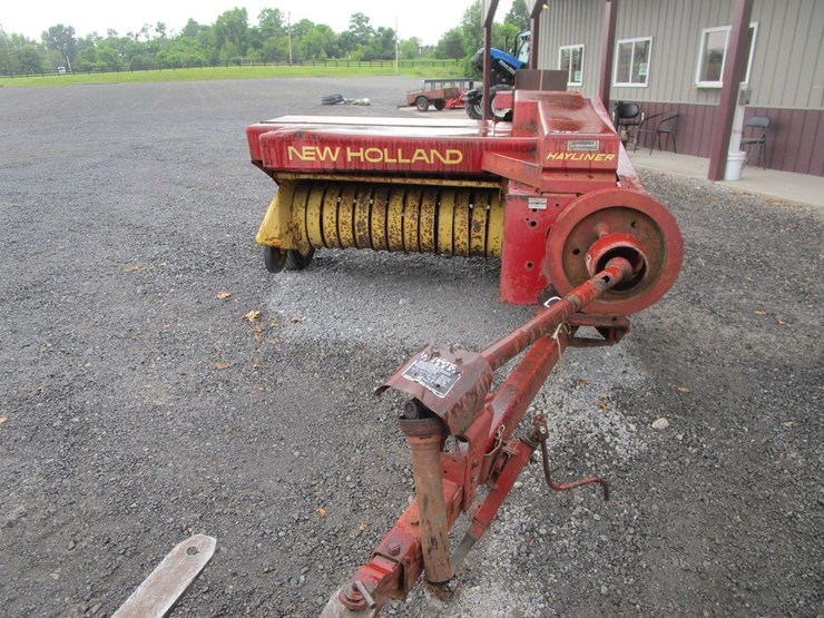 new-holland-310-image-7