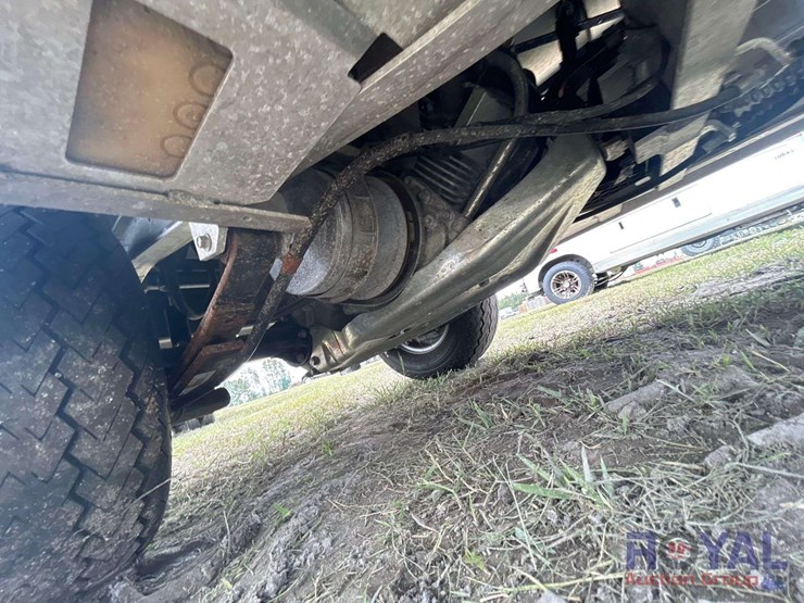 2023-club-car-carryall-700-utility-cart-image-10