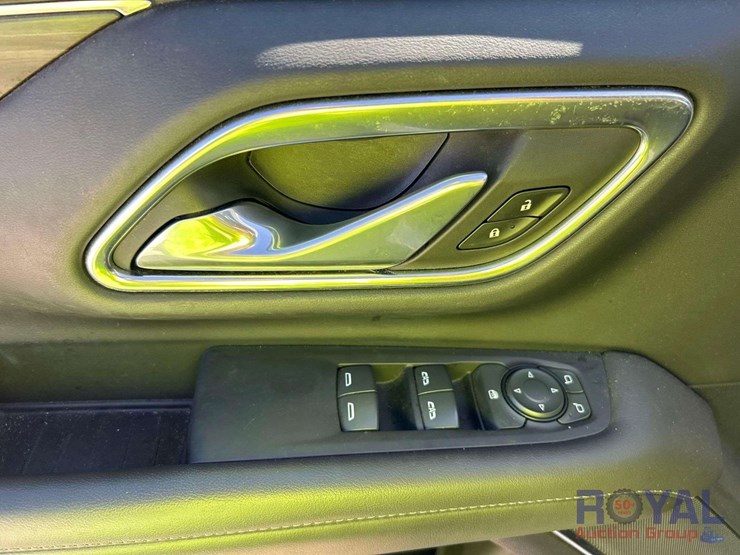 2021-chevrolet-tahoe-image-12