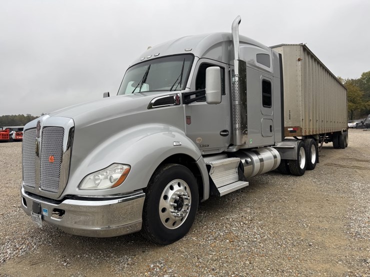 2018-kenworth-t680-image-1