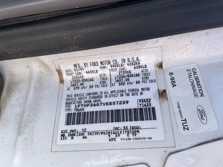 1997-ford-f350-xlt-image-37