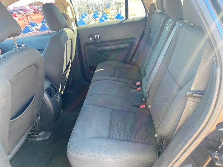 2008-ford-edge-image-30