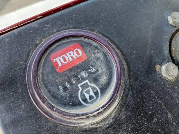 #2525-•-toro-1100-sprayer-image-33