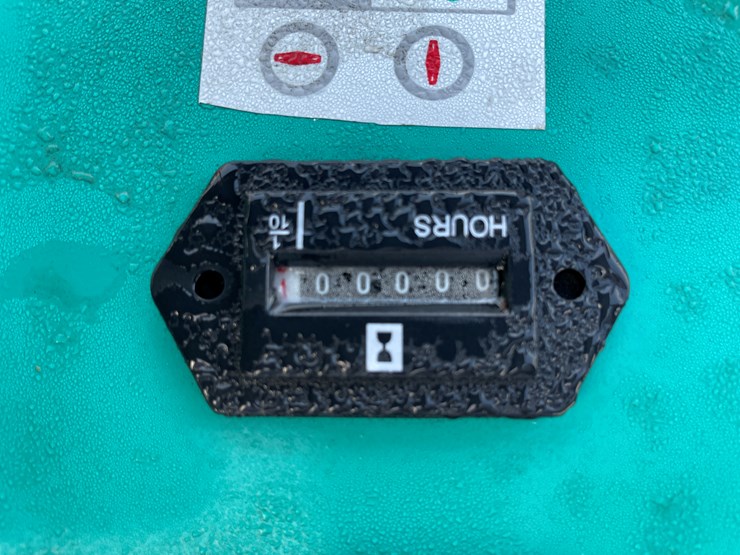 #1690-•-agt-h15r-mini-excavator-image-15