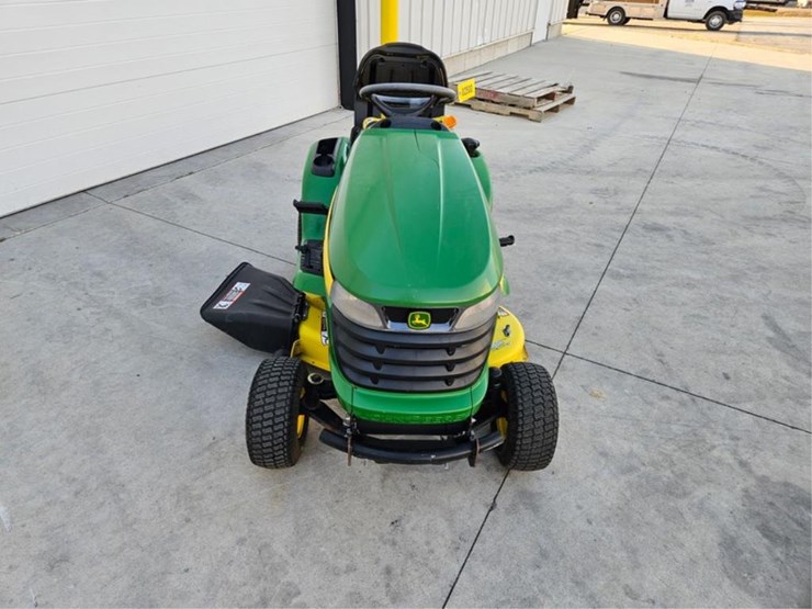 john-deere-x300-image-8