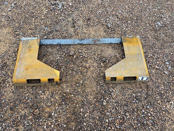 #67-•-open-back-skid-steer-weld-on-plate-image-2