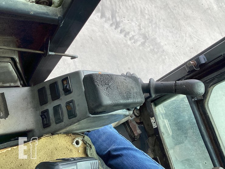 1999-bobcat-337-image-18