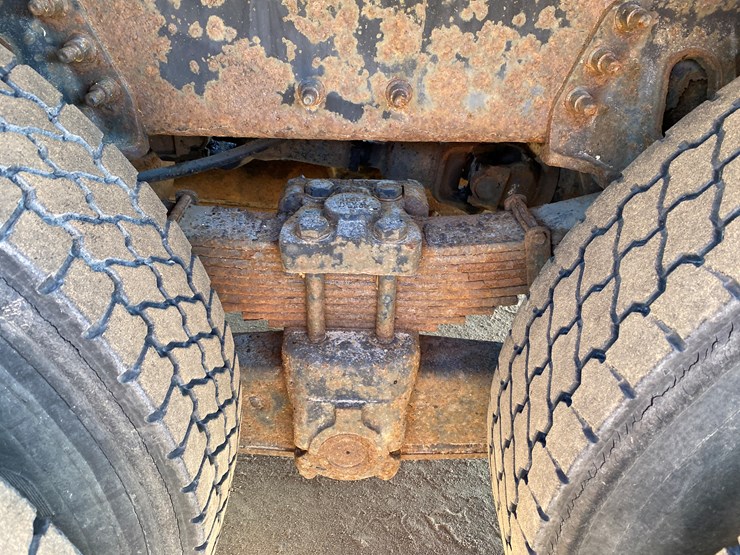 2003-international-7400-image-18