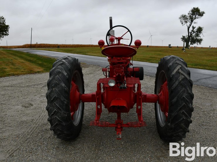 1951-farmall-m-2wd-tractor-image-6