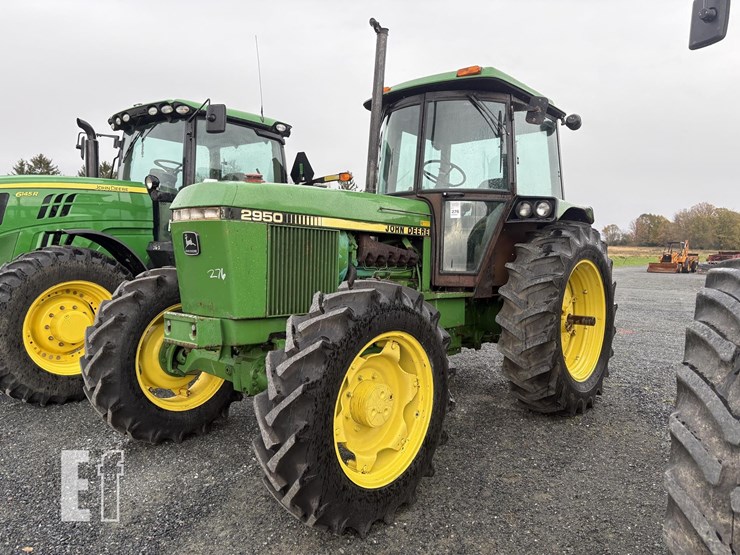1983-john-deere-2950-image-1