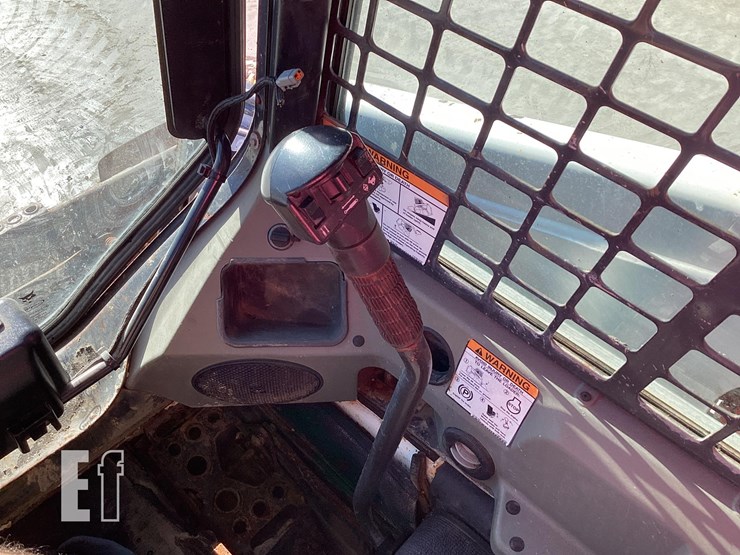 2015-bobcat-t450-image-16