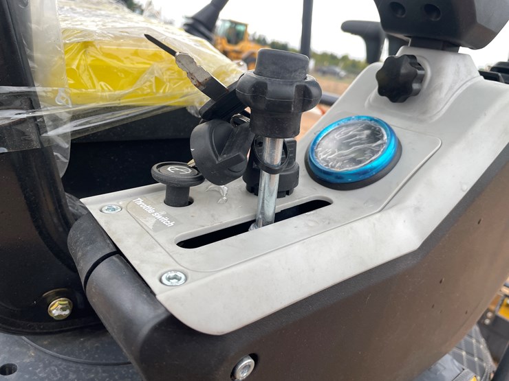 #1791-•-agt-xz20r-mini-excavator-image-29