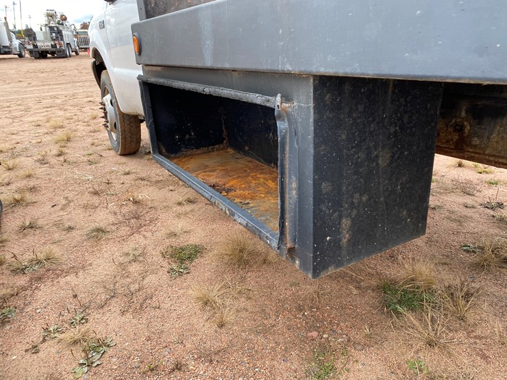 2000-ford-f450-xl-image-23