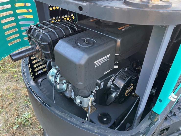 #1694-•-agt-qh12r-mini-excavator-image-19