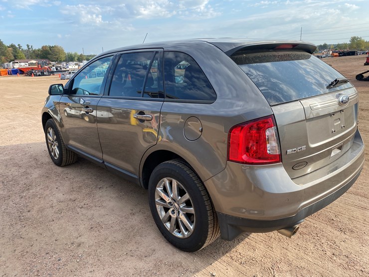 2013-ford-edge-image-50