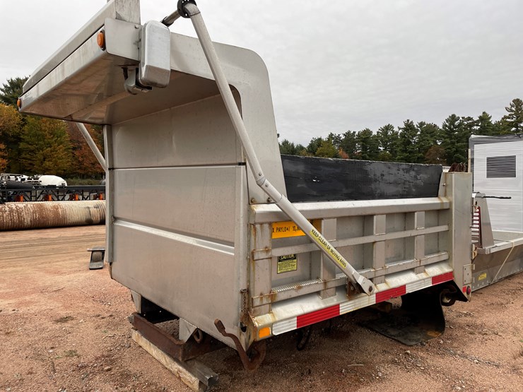 #3341-•-aluminum-box-take-off-image-4