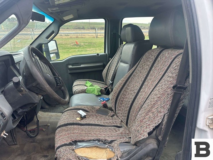 2011-ford-f350-image-18